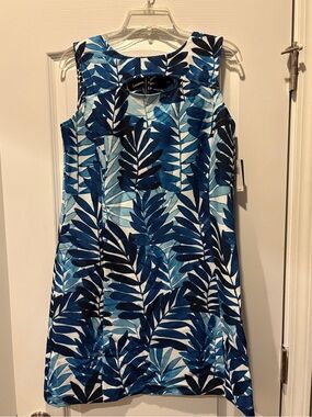Gabby Skye Blue Leaf Print Sleeveless Midi Dress